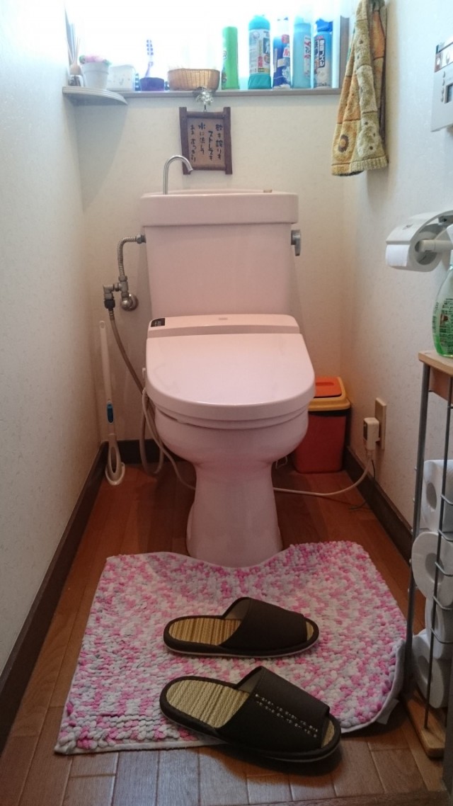 お客様宅のトイレをパナソニック社製「アラウーノ」へ改修工事完了です。 高崎のサウンドエコーソニー4Kやカメラの